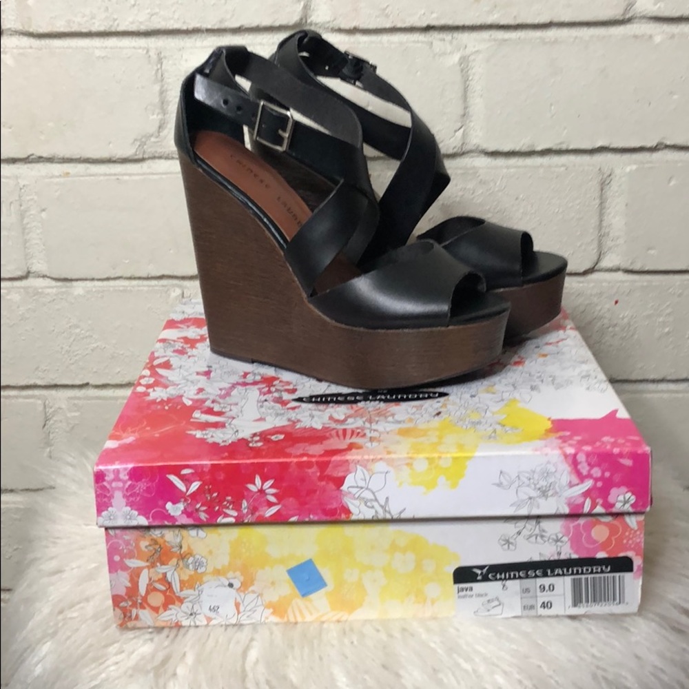 Chinese Laundry Wedges